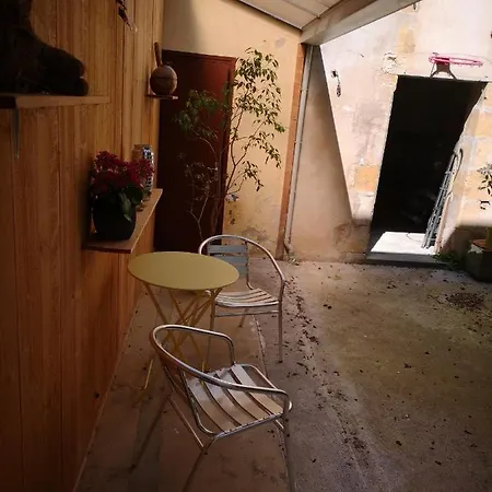 Maison Notre Dame Apartment